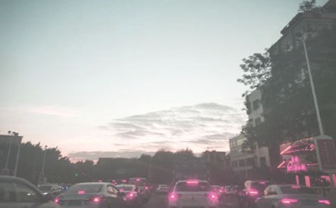 ��܇�и���ӛ300��