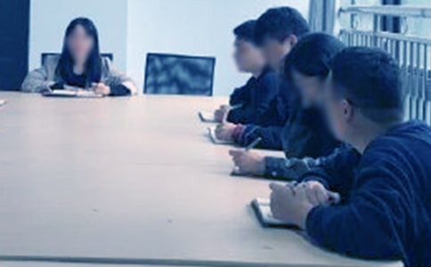 �WУ���й����ĵ��w������