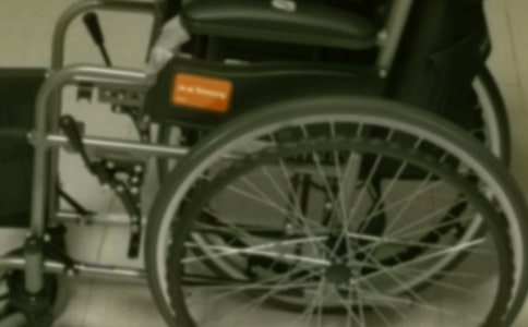 �x��݆���ϵĻ����из���700��