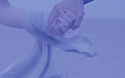 ��Ů���ѷքe�r����ľ��ӣ����x140�䣩