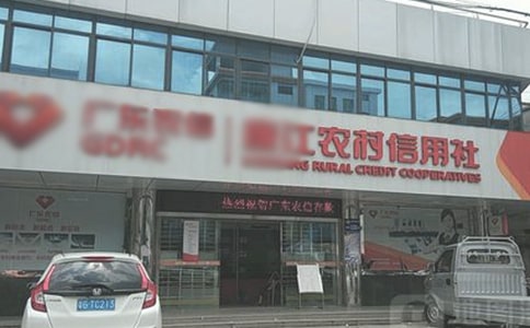 �r����������������Z